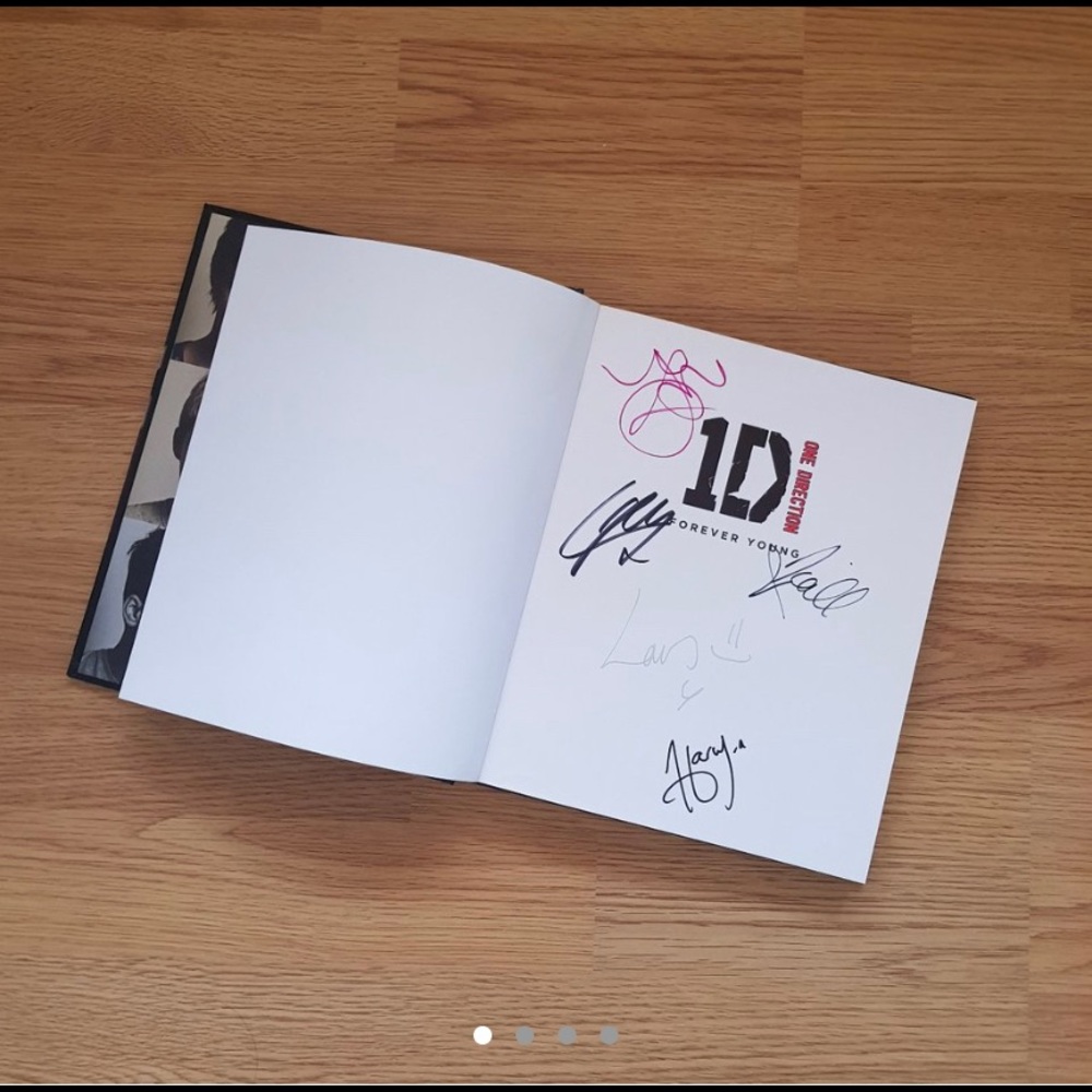ISO one direction signed book
